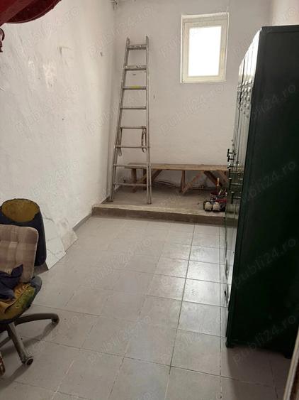 Spațiu comercial, de 400 mp, în Sânnicolau Mic