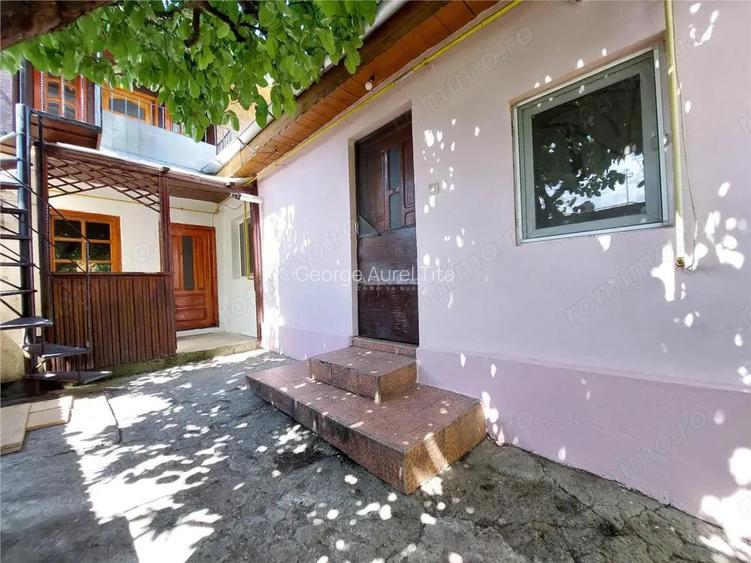 Casa tip P+M, amprenta 80 mp, teren 105 mp, Str. Libertatii Casa tip P+M, amprenta 80 mp, teren 105 mp, Str. Libertatii