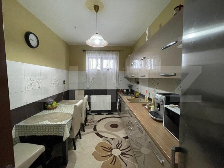 Casa de vanzare cu 5 camere, 1100 mp teren, Peris - 3