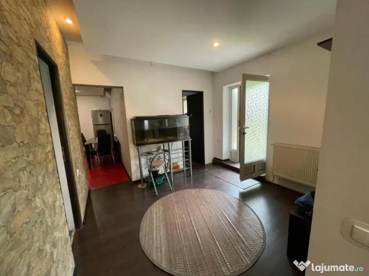 Casa de vanzare, cu 4 camere, 140 mp, zona Centru Vechi - 4