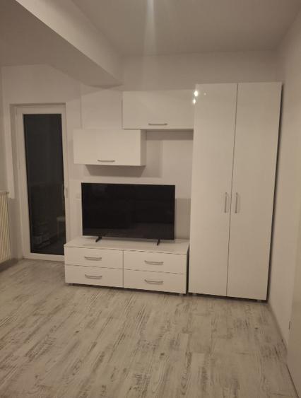Apartament cu 2 camere decomandat în Theodor Pallady