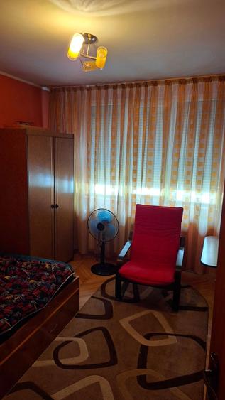Apartament 4 camere de vanzare Titan, parter, bloc cu 4 etaje - 7