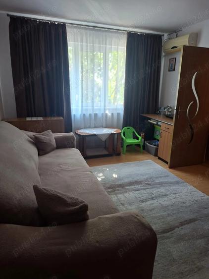 Vand apartament 2 camere - 1