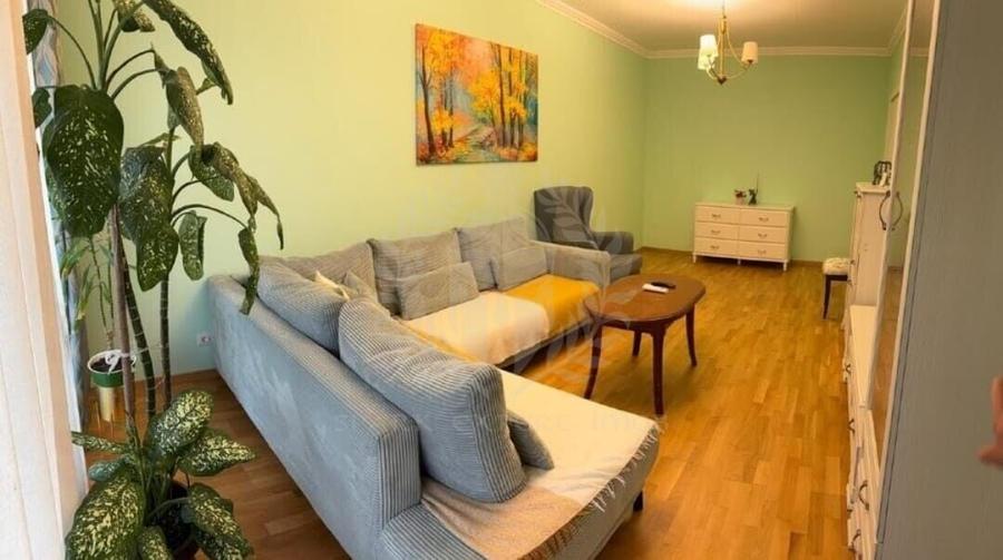 2 CAMERE // MRS SMART // LOC DE PARCARE - 1