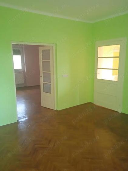 Casa spatioasa zona 14 mai - 4