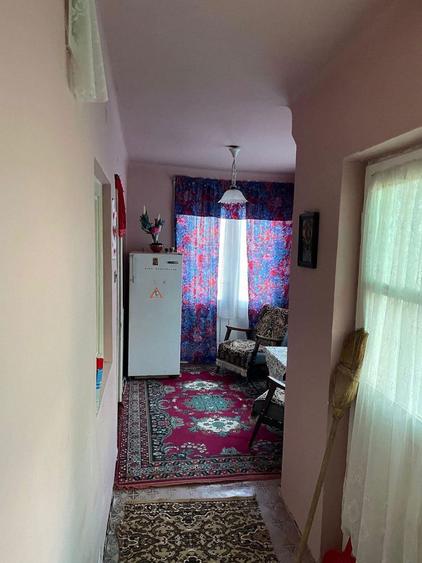 Vand casa la tara - 7