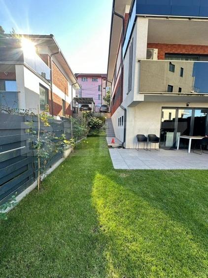 Casa cu 4 camere, 145 mp, zona Andrei Muresanu - 2