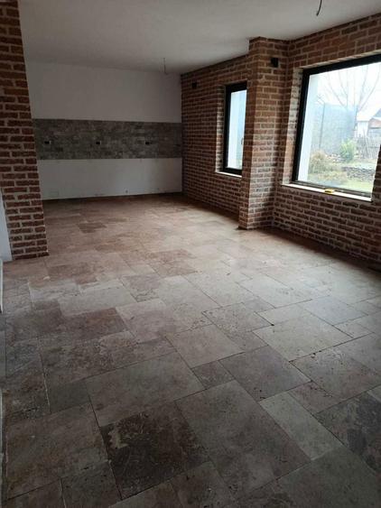 Casa de vanzare Dorna Arini - 3