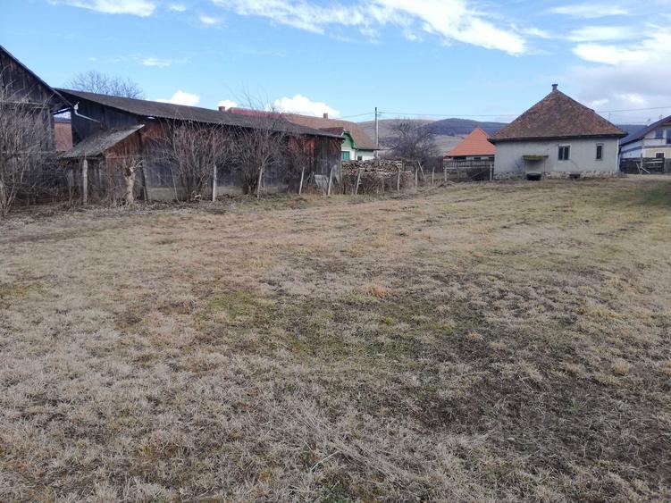 Casa de caramida 123 mp, cu teren de 1242 mp in Bodoc - 3