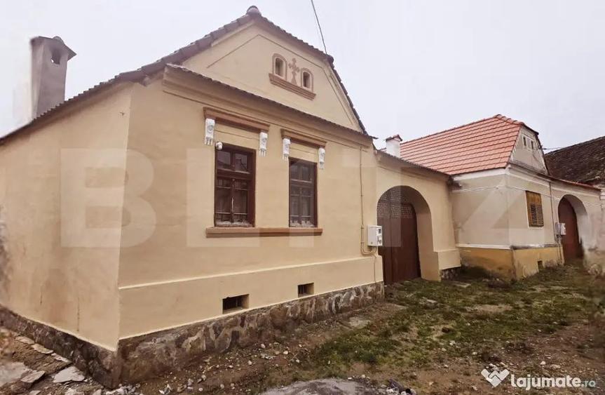 Casa individuala cu doua camere,60 mp utili, 500 mp teren, C - 1