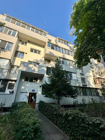 Apartament cu 3 camere semidecomandat, mobilat în Liviu Rebreanu
