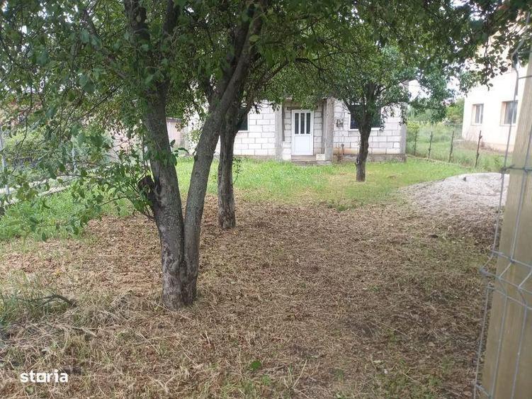Teren su casa Ciorogarla langa manastirea Samurcasesti - 5