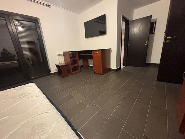 1 camera intr-o vila in zona Centru - Fundatie - 1