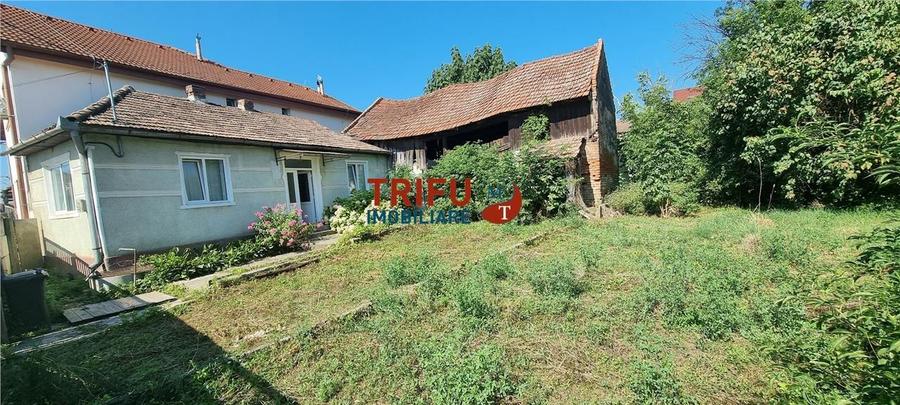 Casa de vanzare zona Centru, 1426 mp teren - 1