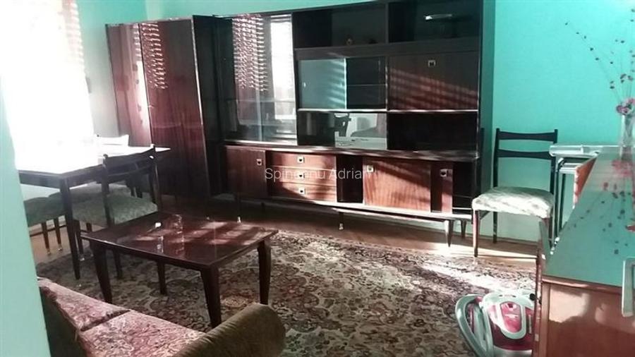 2 cam decomandat  Circumvalatiunii-Mall centrala proprie 2 cam decomandat  Circumvalatiunii-Mall centrala proprie