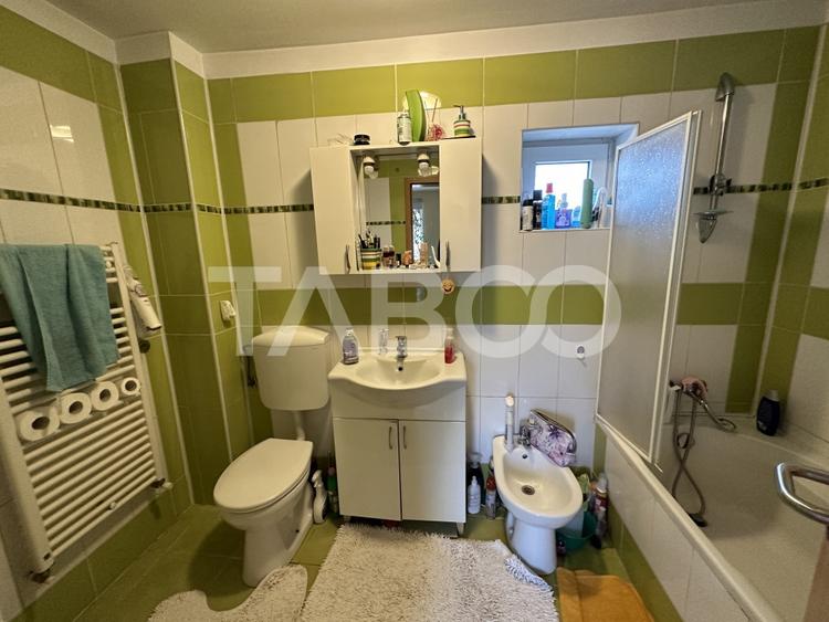 Spatiu 550 mpu pretabil clinica sau cladire birouri zona Lupeni Sibiu - 14