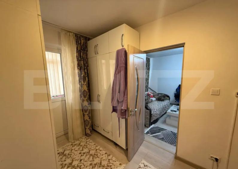 Apartament 2 camere ,renovat , zona micro 4 - 9