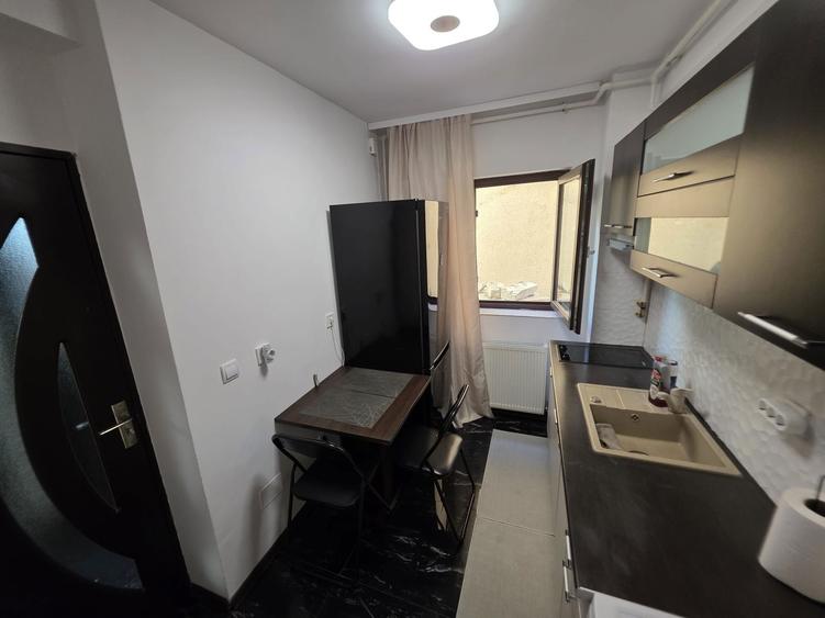 Vind Apartament-- Faleza Nord Pescarilor22(Particular) - 3