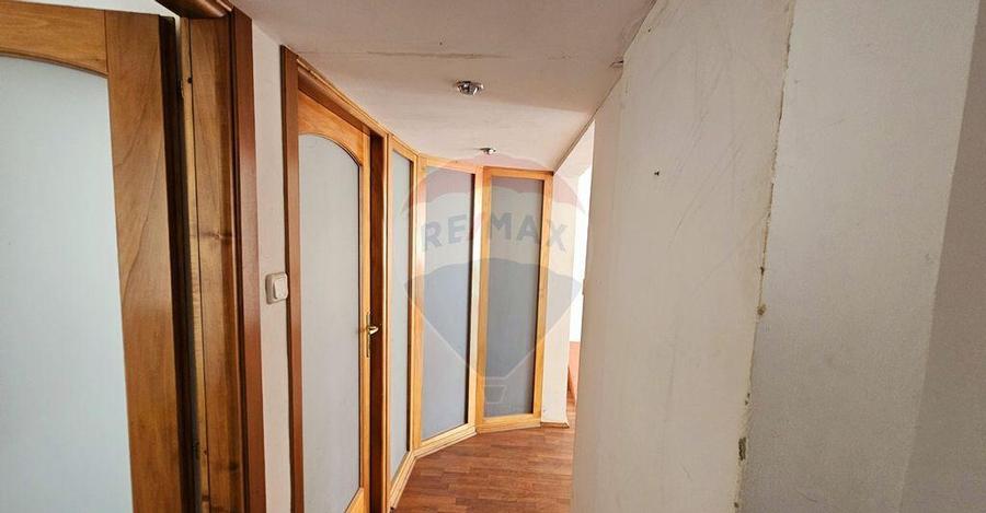 Spa?iu comercial - 12