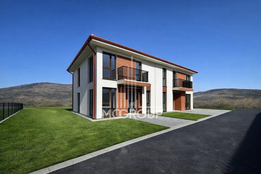 Duplex de vanzare 5 camere | 3 bai | 350mp teren plan | Chinteni | zona Profi - 1