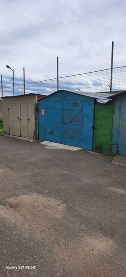 Vand apartament 2 camere+ Garaj - 2