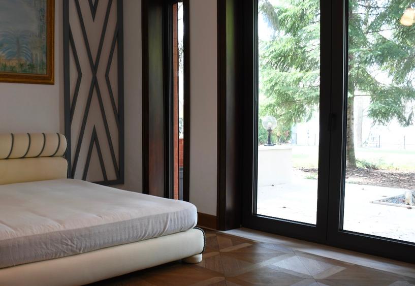 DIRECT PROPRIETAR-VILĂ DEOSEBITĂ PE MALUL LACULUI SNAGOV - 11