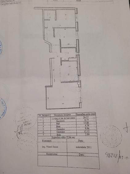 Vand apartament cu 3 camere bloc Via Romana - 2