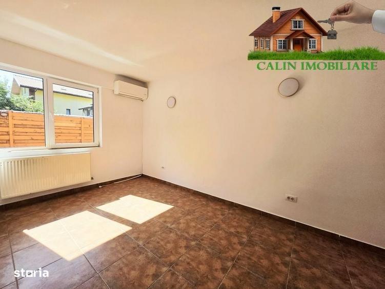 Casă cu 4 camere în Tătărași