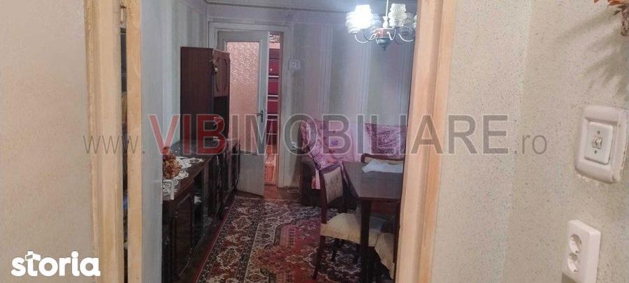 Apartament cu 2 camere semidecomandat în Complex Studențesc