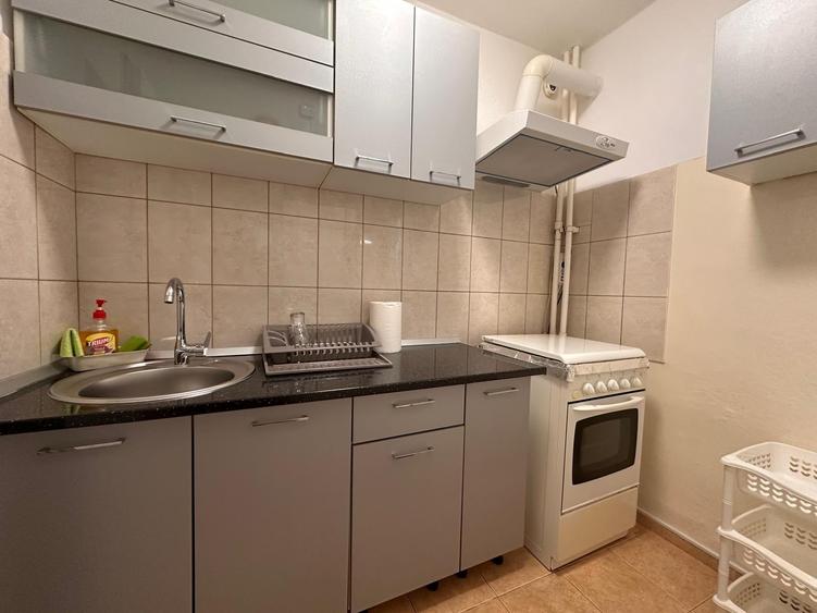 Apartament cu 2 camere decomandat în Drumul Taberei