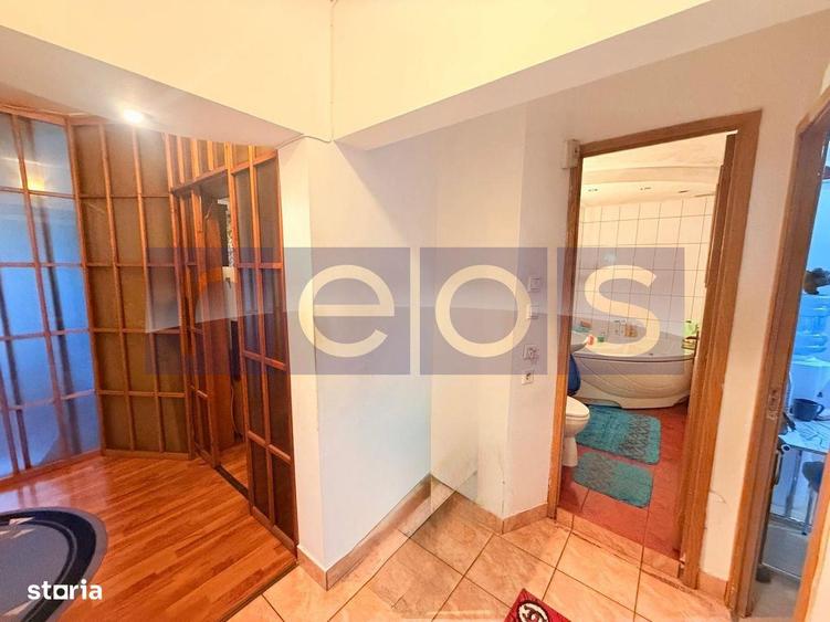 Apartament cu 4 camere decomandat în Rahova