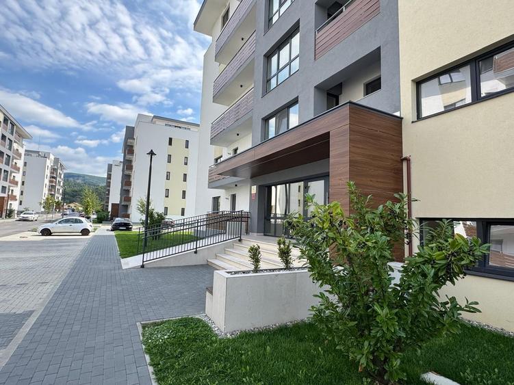 Apartament cu 2 camere decomandat în Râșnov