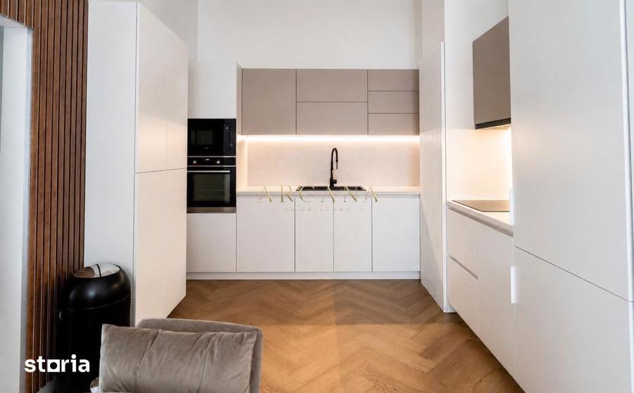 Apartament cu 3 camere, mobilat în Între Lacuri