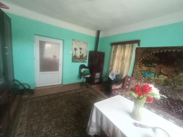 Casă cu Teren 20 Mp în Vintere
