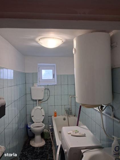 Casă cu 3 camere cu Teren 710 Mp în Albești