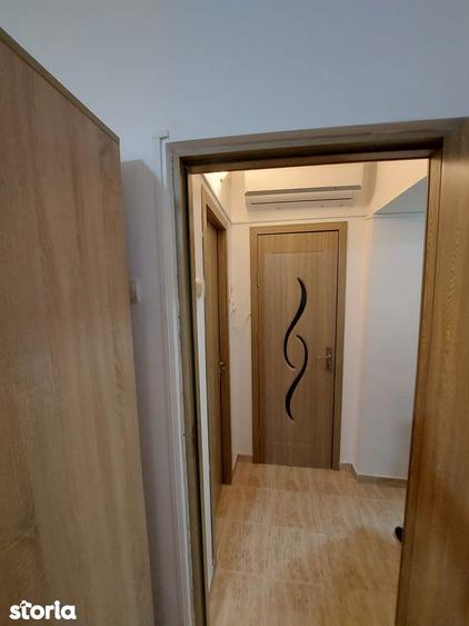 Apartament cu 2 camere decomandat în Micro 6
