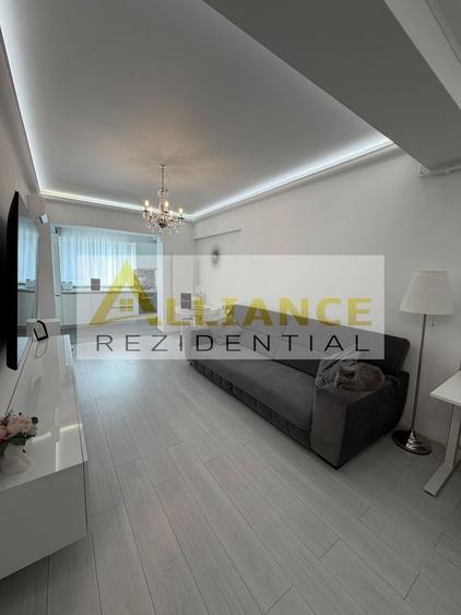 Apartament cu 2 camere semidecomandat, mobilat în Metalurgiei