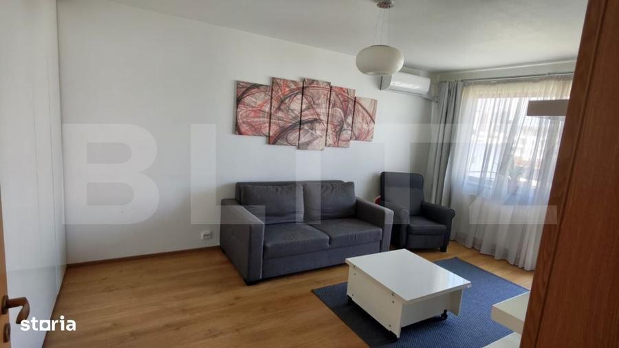Apartament cu 2 camere decomandat în Tractorul