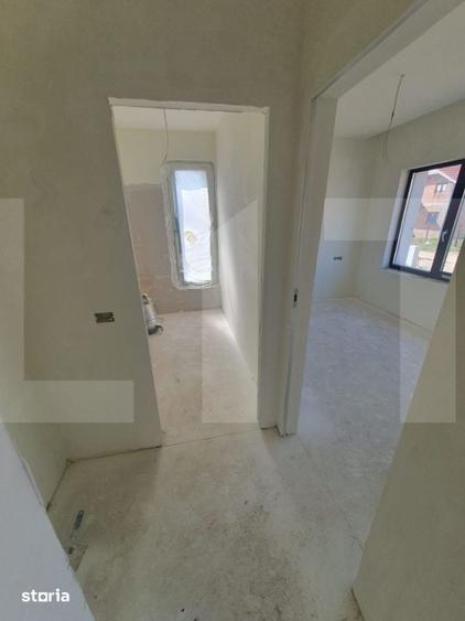 Casă cu 5 camere cu Teren 604 Mp în Ronaț