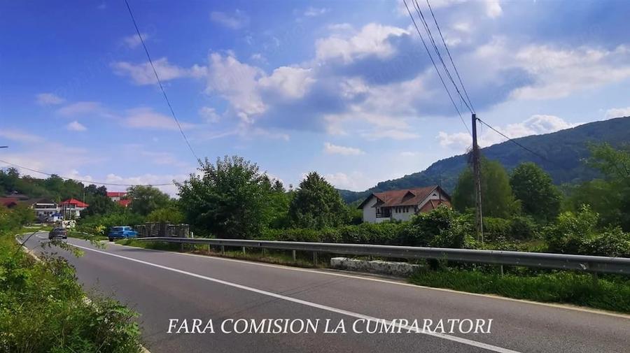 Teren de 1940 mp, în Vlădești