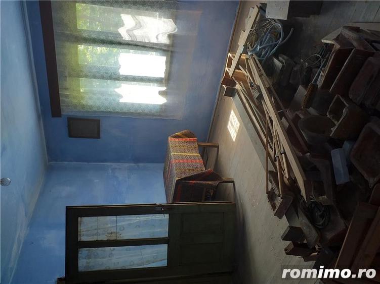 Casă cu 8 camere cu Teren 706 Mp în Ieud