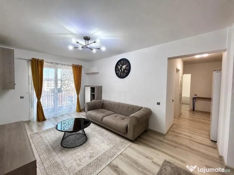 Apartament cu 3 camere decomandat în Florești