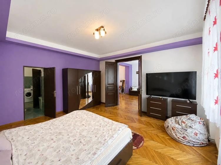 Apartament cu 5 camere decomandat în Elisabetin