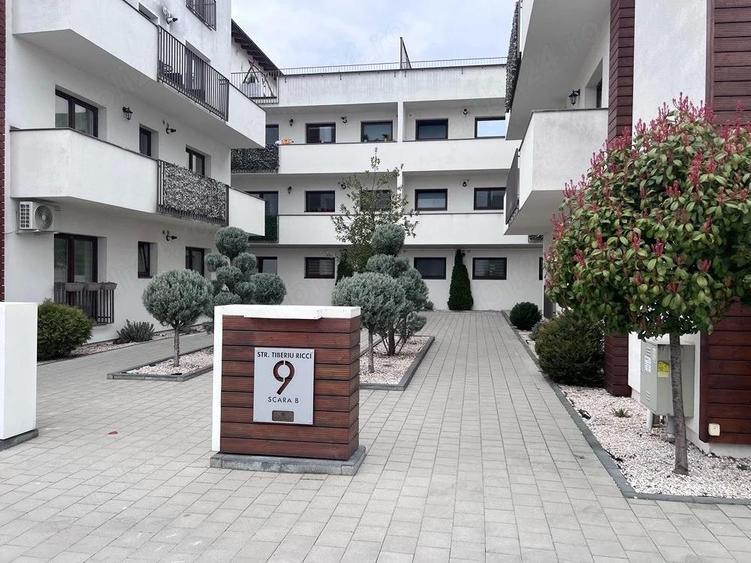 Inchiriez apartament 3 camere - 5