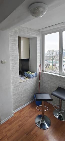 Garsoniera moderna- Tractorul - langa Coresi Mall - 3