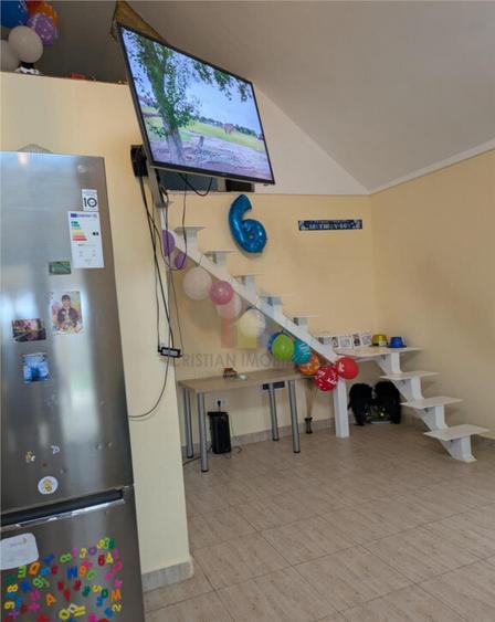 VILA P M, Cazasu, caramida, Teren - 500 mp - 3