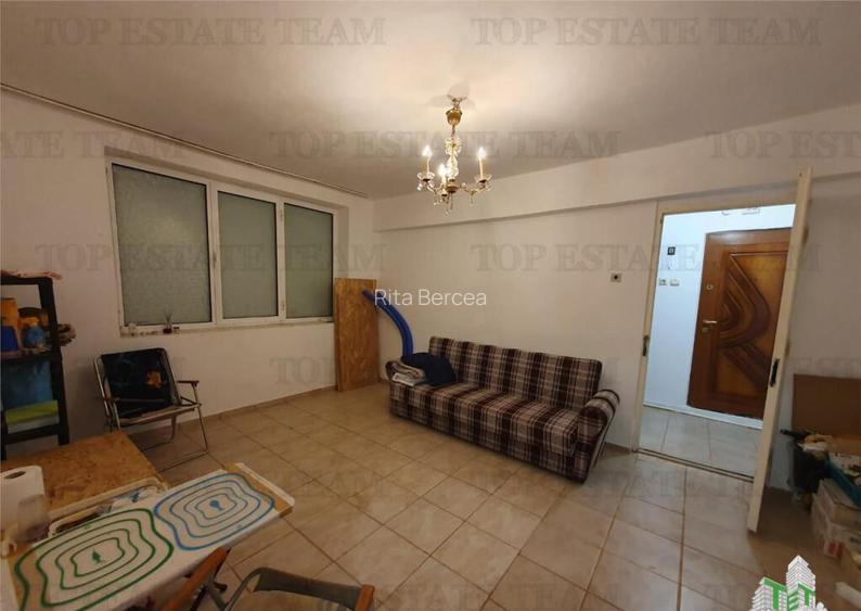 Apartament 2 camere parter gradina privata boxa de depozita