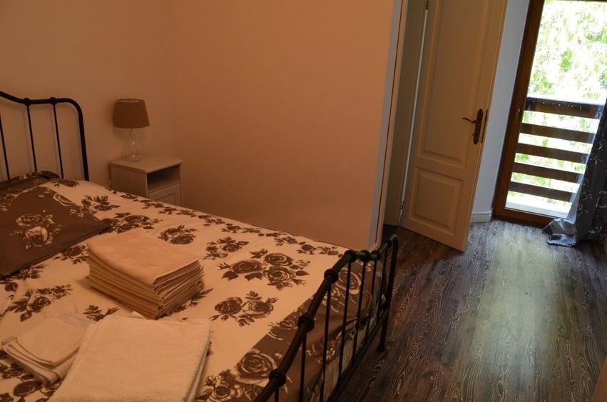 Apartament cu sase camere situat in Predeal - 10