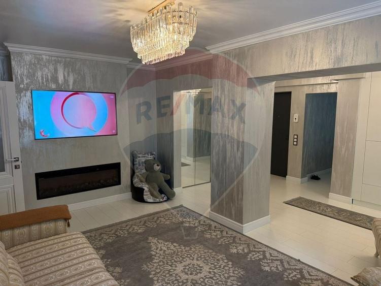 VANZARE Apartament cu 4 camere in zona Dristor - 2
