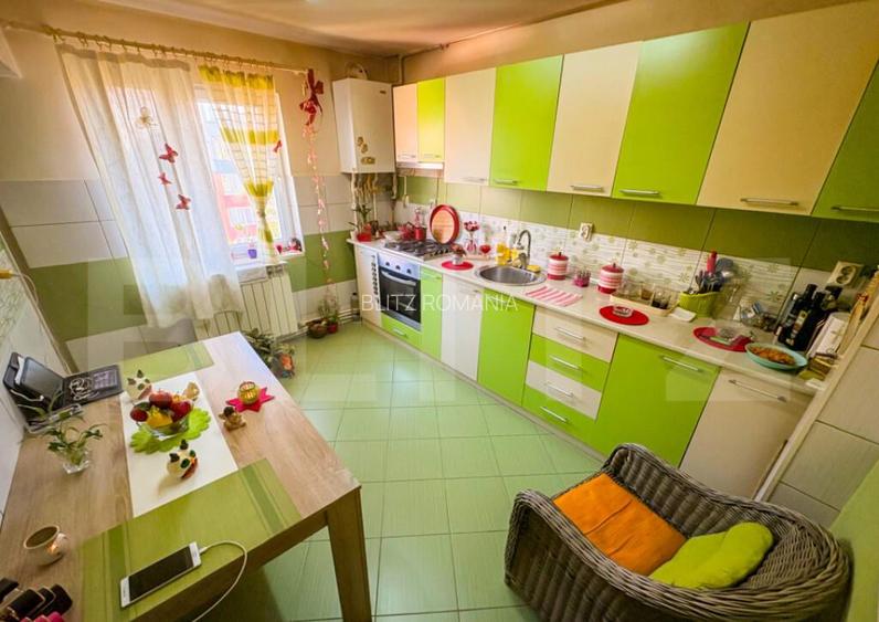 Apartament 2 camere semi-decomandat Apartament 2 camere semi-decomandat